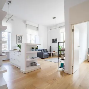  Apartamento Old Town Heart Vii - Thebarbican