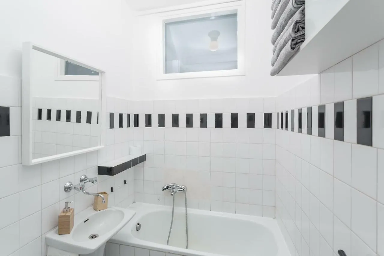 Apartament Old Town Brzozowa Warszawa 0*,  Polska